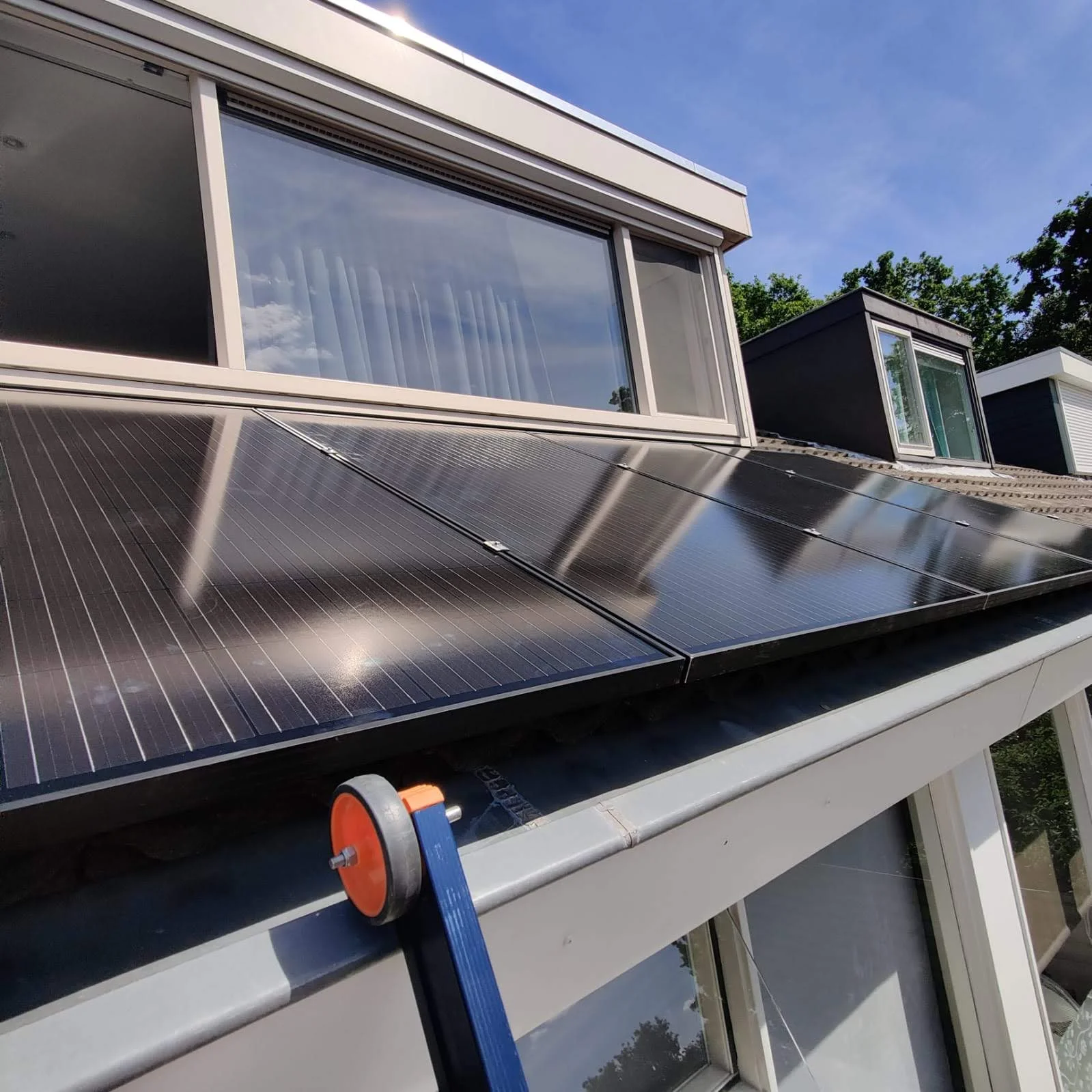 Solar Panels & EV Chargers - Hoogmade